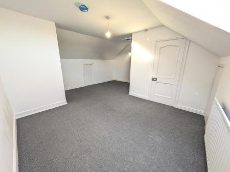 2 bedroom Duplex to let in Avenue Road, Grantham, NG31