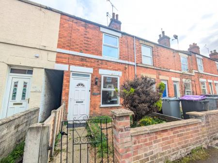 3 bedroom Terraced House to let in Cambridge Street, Grantham, NG31