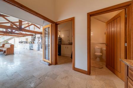 4 bedroom Barn Conversion to let in Gonerby Grange, Belton, NG32