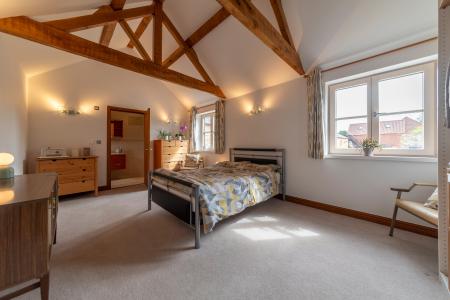 4 bedroom Barn Conversion to let in Gonerby Grange, Belton, NG32