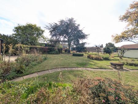 3 bedroom Bungalow to let in Stonepit Lane, Marston, NG32