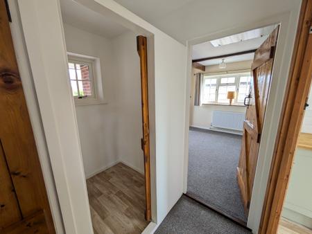 3 bedroom Bungalow to let in Stonepit Lane, Marston, NG32