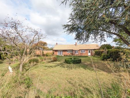 3 bedroom Bungalow to let in Stonepit Lane, Marston, NG32