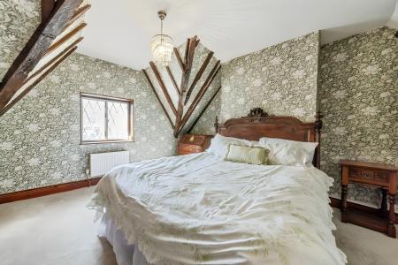 2 bedroom Cottage to let in High Road, Manthorpe, NG31