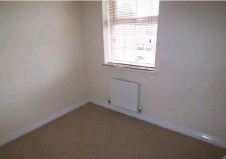2 bedroom Flat to let in Elvaston Court, Grantham, NG31