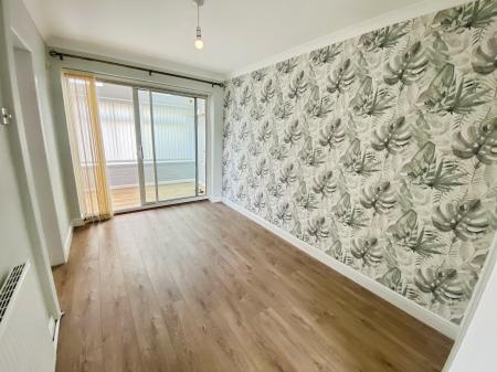 3 bedroom Semi-detached house to let in Kenilworth Road, Grantham, NG31