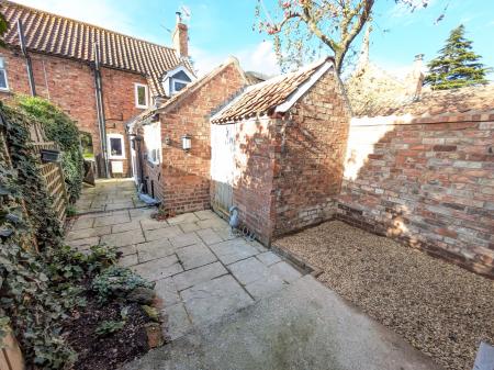 2 bedroom Cottage to let in Church Lane, Redmile, NG13