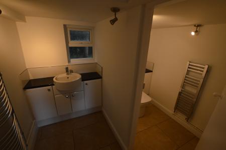 4 bedroom Detached house to let in Belvoir Road, Redmile, NG13