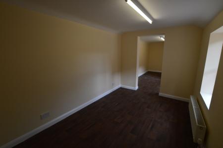 4 bedroom Detached house to let in Belvoir Road, Redmile, NG13