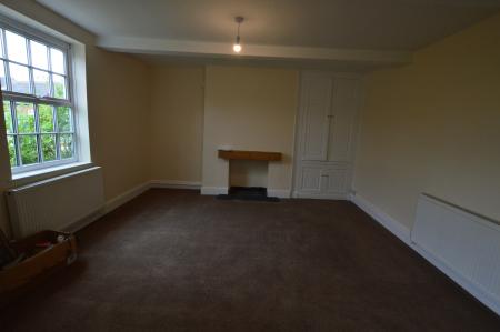 4 bedroom Detached house to let in Belvoir Road, Redmile, NG13