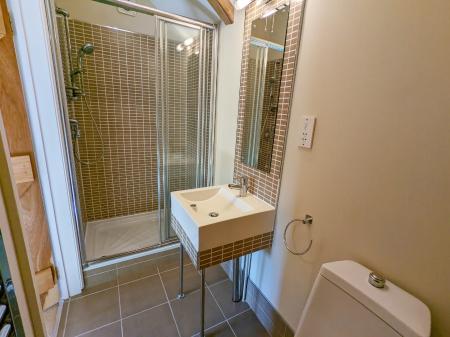 4 bedroom Barn Conversion to let in Church Farm, Stroxton, NG33