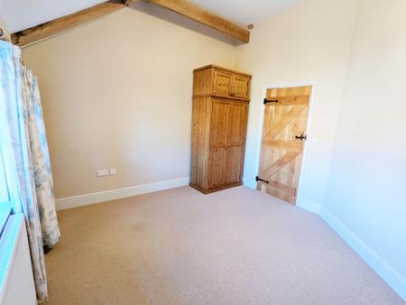 4 bedroom Barn Conversion to let in Church Farm, Stroxton, NG33