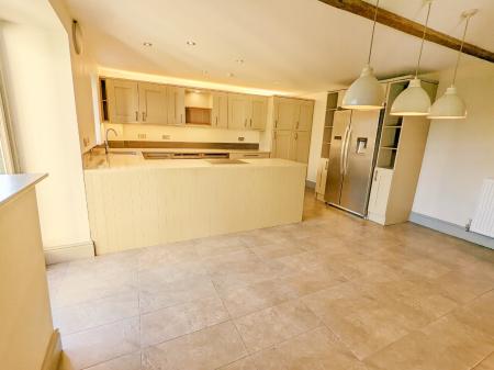 4 bedroom Barn Conversion to let in Church Farm, Stroxton, NG33