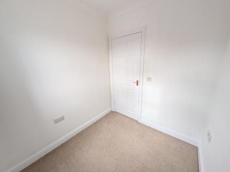 3 bedroom Town house to let in Blue Horse Court, Great Ponton, NG33