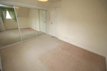 4 bedroom Detached house to let in Ellerby Mead, Swayfield, NG33