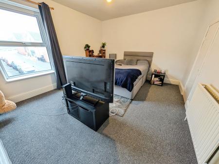 3 bedroom Terraced House to let in Cambridge Street, Grantham, NG31