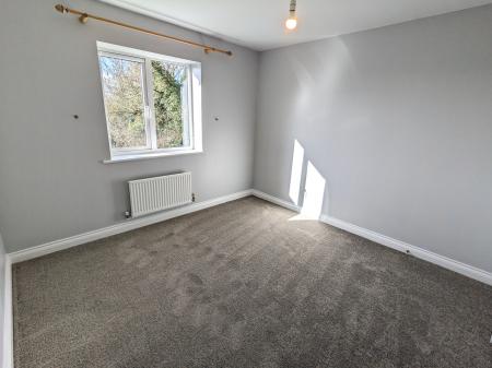 5 bedroom Detached house to let in Mill Close, Corby Glen, NG33