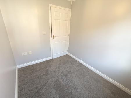 5 bedroom Detached house to let in Mill Close, Corby Glen, NG33