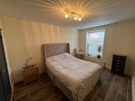 2 bedroom Apartment to let in North Parade, Grantham, NG31