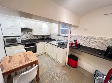 2 bedroom Apartment to let in North Parade, Grantham, NG31