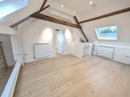 2 bedroom Barn Conversion to let in Hall Farm Barns, Church Lane, Caythorpe, NG32