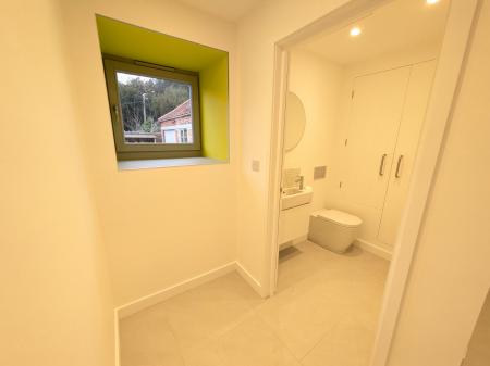 2 bedroom Barn Conversion to let in Hall Farm Barns, Church Lane, Caythorpe, NG32