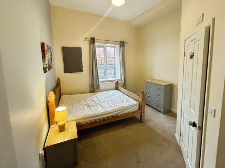 Swinegate, Grantham, NG31