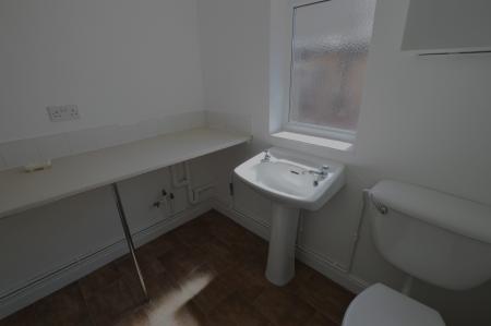 2 bedroom Semi-detached house to let in Belvoir Road, Redmile, NG13