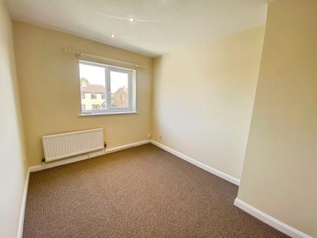 4 bedroom Detached house to let in Blackburn Close, Grantham, NG31