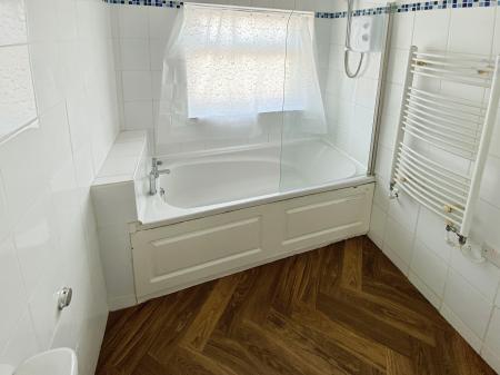 4 bedroom Detached house to let in Blackburn Close, Grantham, NG31