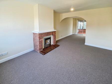 4 bedroom Detached house to let in Blackburn Close, Grantham, NG31