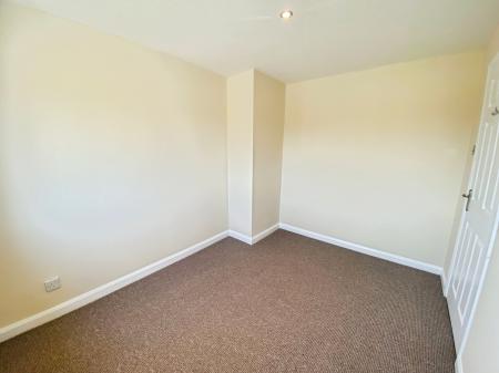 4 bedroom Detached house to let in Blackburn Close, Grantham, NG31