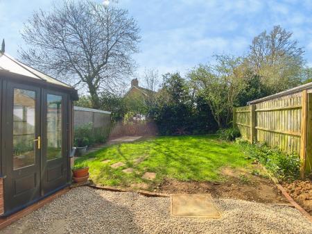 4 bedroom Detached house to let in Blackburn Close, Grantham, NG31