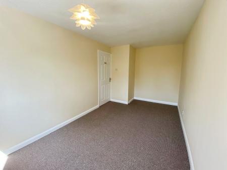 4 bedroom Detached house to let in Blackburn Close, Grantham, NG31