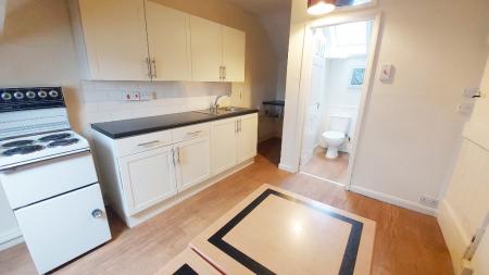 1 bedroom Flat to let in Bridge End Road, Grantham, NG31