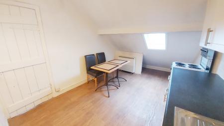 1 bedroom Flat to let in Bridge End Road, Grantham, NG31