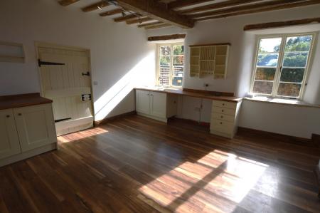 3 bedroom Detached house to let in Hall Lane, Eastwell, Eastwell, LE14