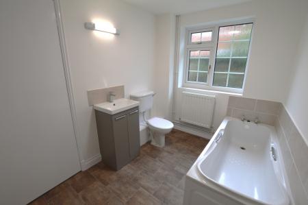 3 bedroom Bungalow to let in Woolsthorpe Lane, Muston, NG13