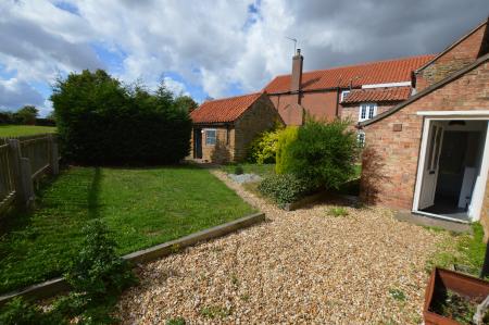 3 bedroom Detached house to let in Chapel Street, Barkestone-le-Vale, NG13
