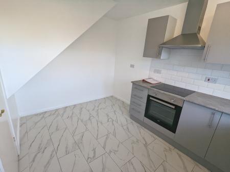3 bedroom Semi-detached house to let in Fourth Avenue, Grantham, NG31
