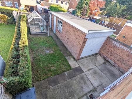 3 bedroom Semi-detached house to let in Fourth Avenue, Grantham, NG31