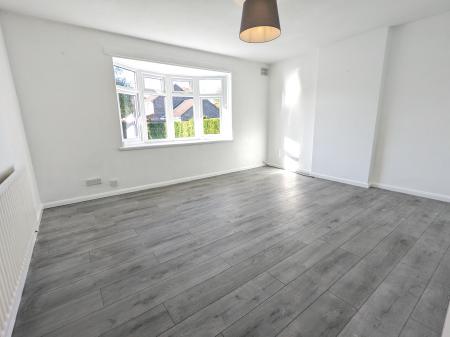 3 bedroom Semi-detached house to let in Fourth Avenue, Grantham, NG31