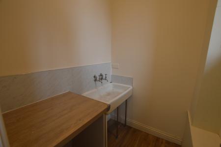 3 bedroom Flat to let in Stable House, Belvoir, NG32