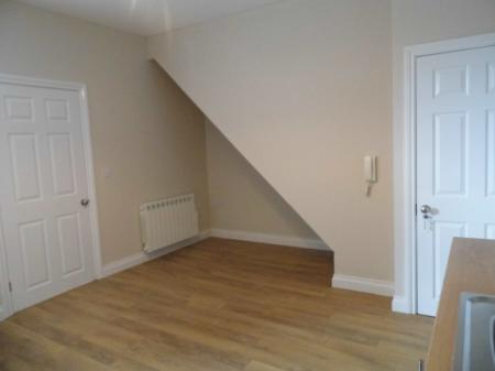 1 bedroom Flat to let in Harrowby Road, Grantham, NG31