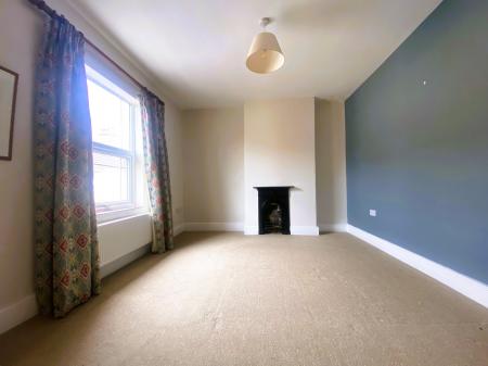 2 bedroom Semi-detached house to let in Vine Street, Stamford, PE9