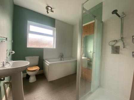 2 bedroom Semi-detached house to let in Vine Street, Stamford, PE9