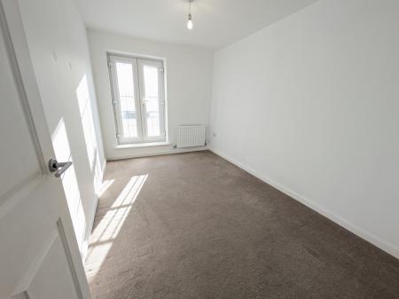 2 bedroom Flat to let in Porter Square, Grantham, NG31