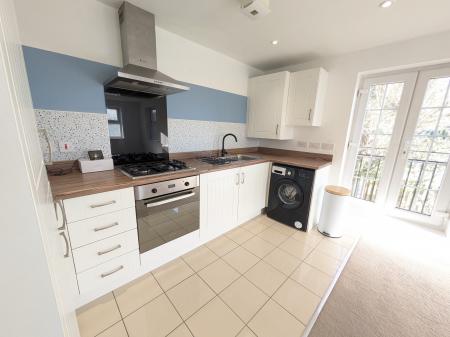 2 bedroom Flat to let in Porter Square, Grantham, NG31
