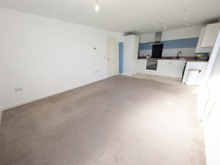 2 bedroom Flat to let in Porter Square, Grantham, NG31