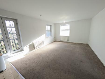 2 bedroom Flat to let in Porter Square, Grantham, NG31